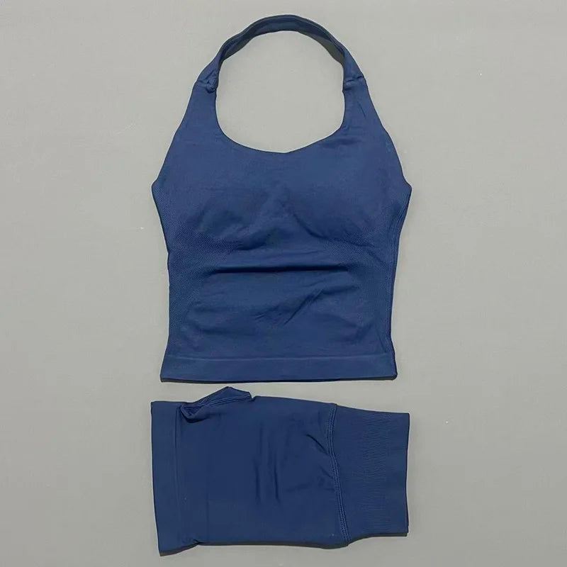 Seamless Activewear Set – Strappy Halter Sports Bra & Shorts