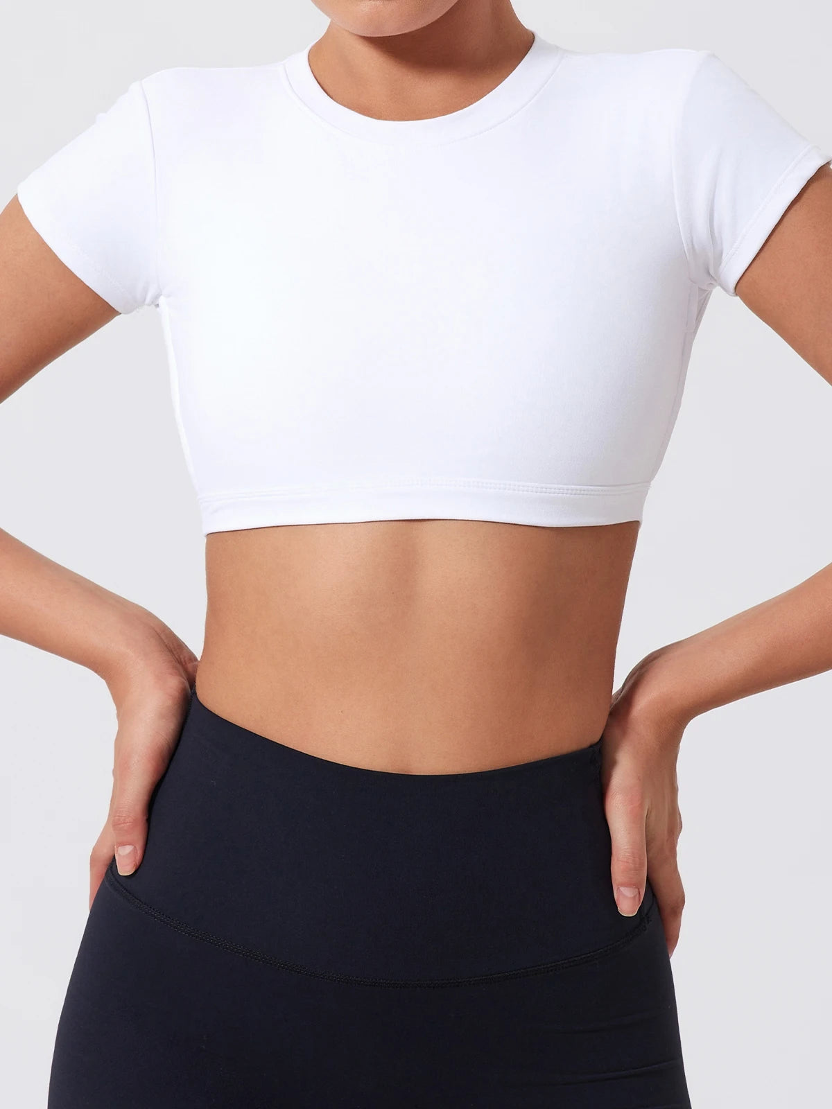 Women's Quick-Dry Backless Workout Crop Top – Breathable Fitness & Yoga Activewear