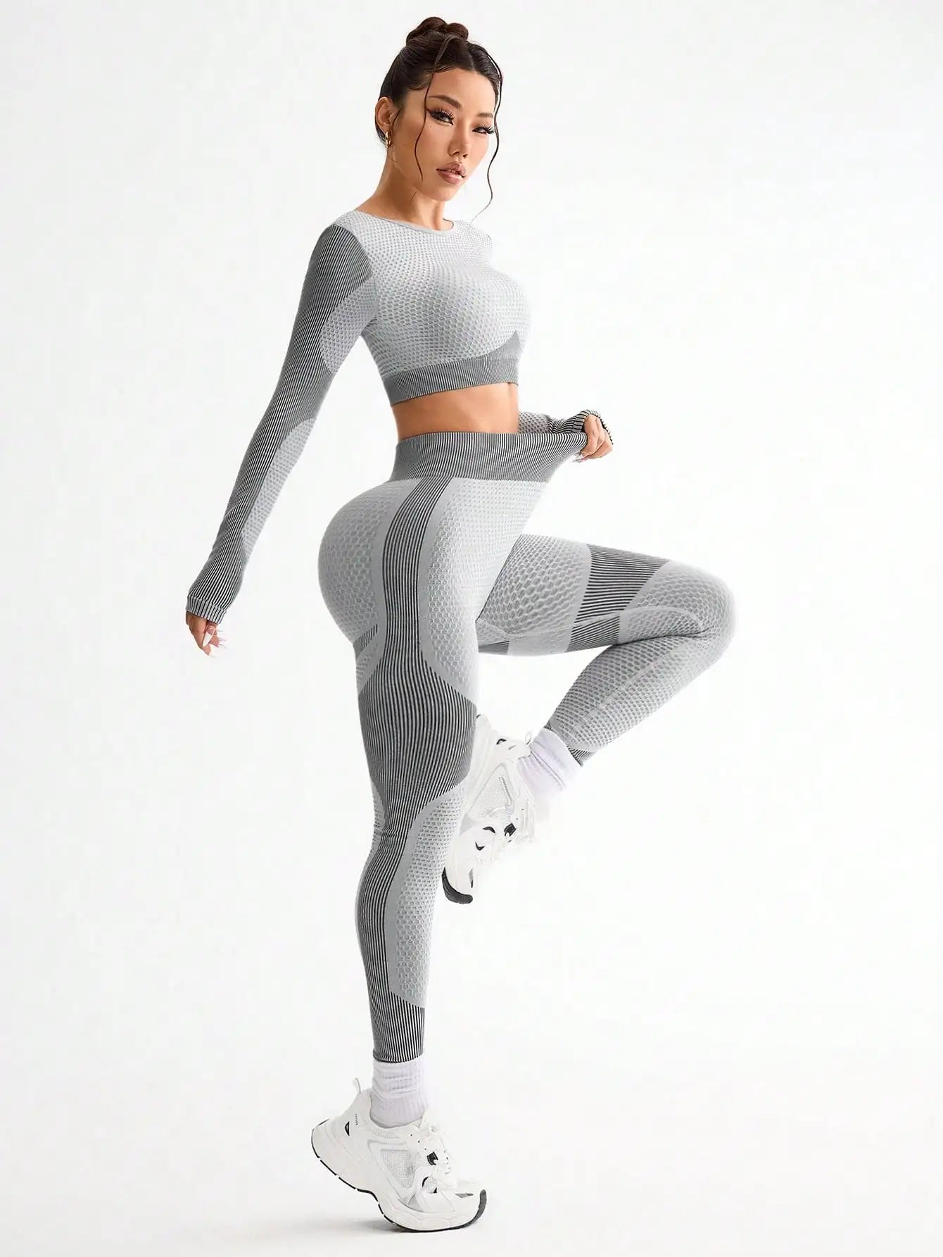 2-Piece Seamless Women's Workout Set – Breathable Sports Bra & High-Waisted Leggings Yoga Outfit