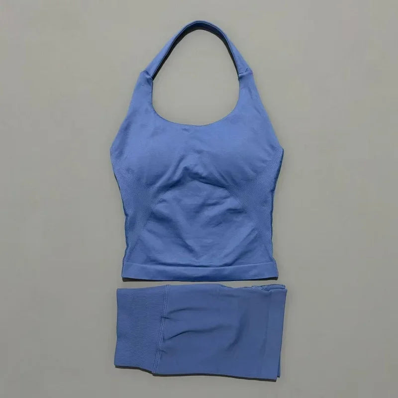 Seamless Activewear Set – Strappy Halter Sports Bra & Shorts