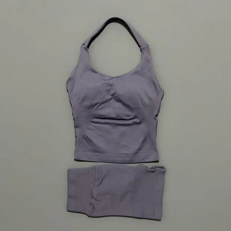 Seamless Activewear Set – Strappy Halter Sports Bra & Shorts