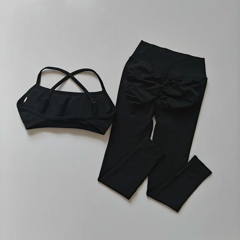 Seamless Push-Up Fitness Set – Sports Bra & Peach Lift Leggings