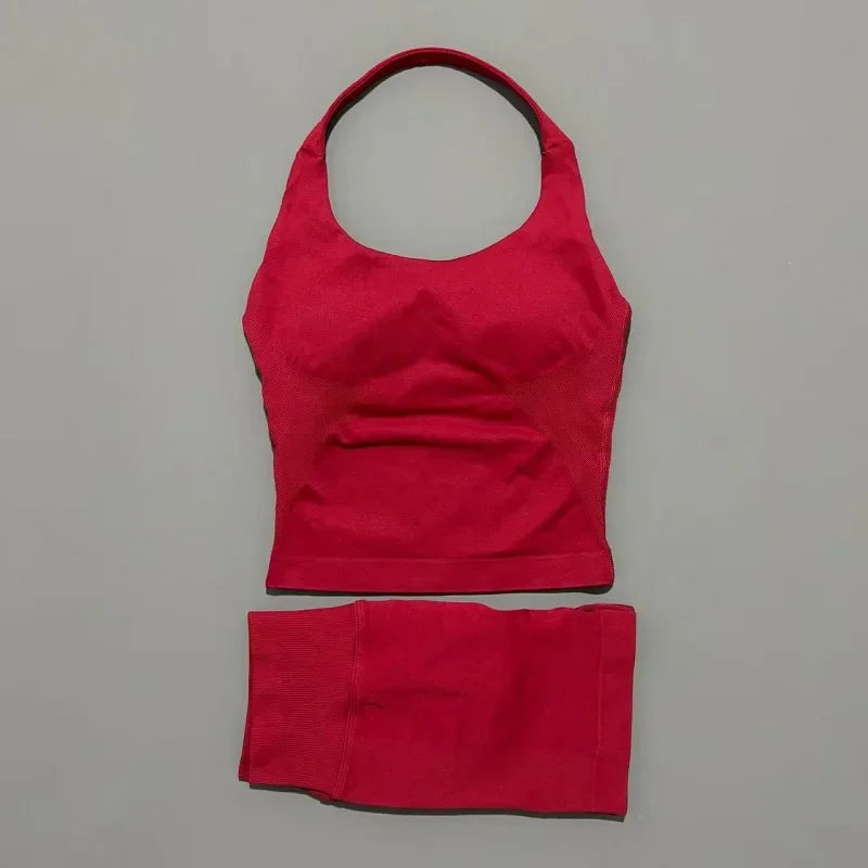 Seamless Activewear Set – Strappy Halter Sports Bra & Shorts