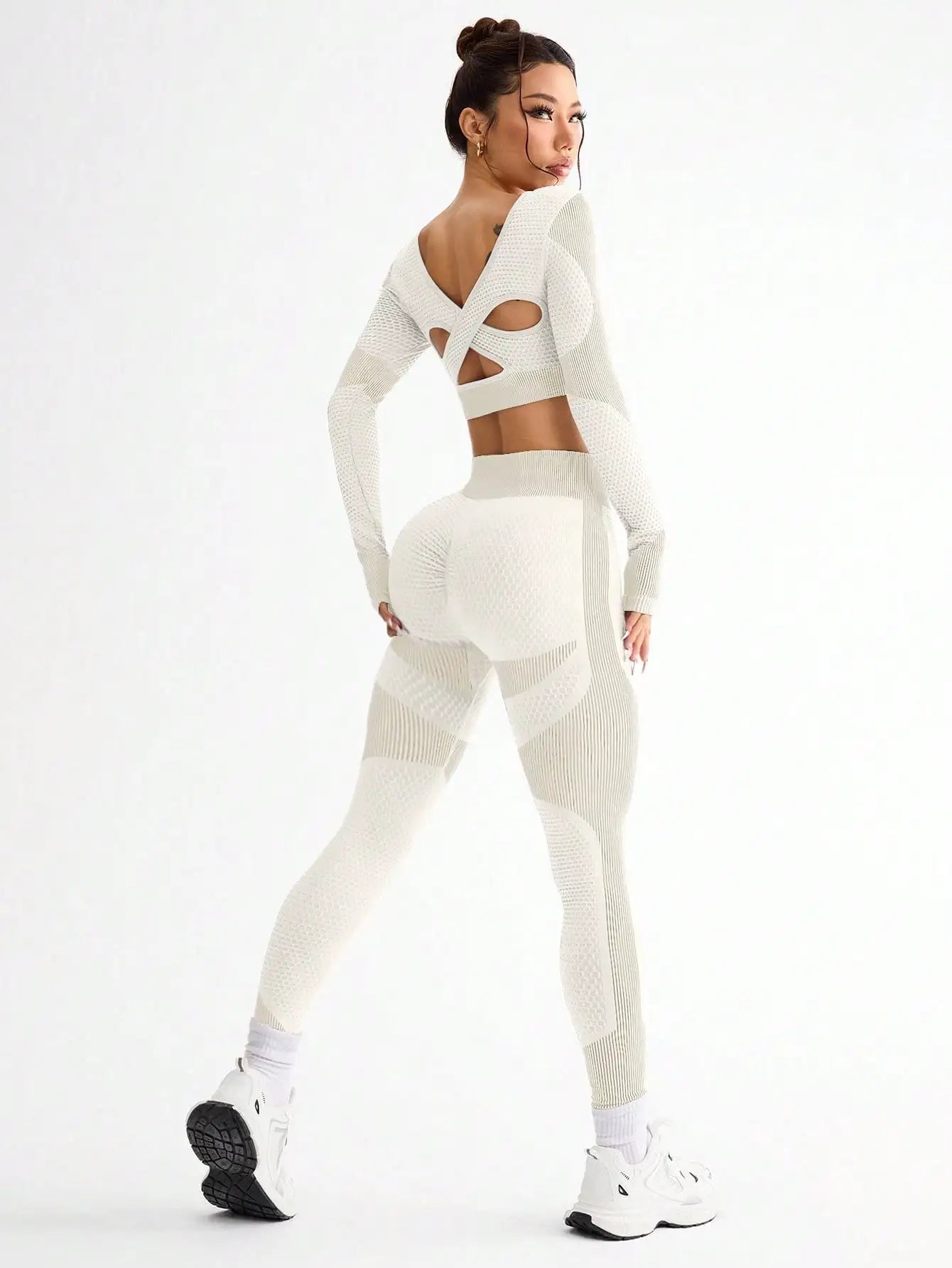 2-Piece Seamless Women's Workout Set – Breathable Sports Bra & High-Waisted Leggings Yoga Outfit