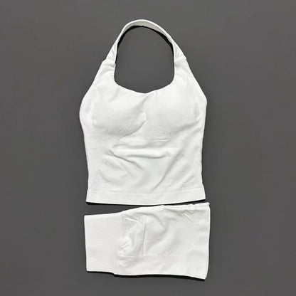 Seamless Activewear Set – Strappy Halter Sports Bra & Shorts
