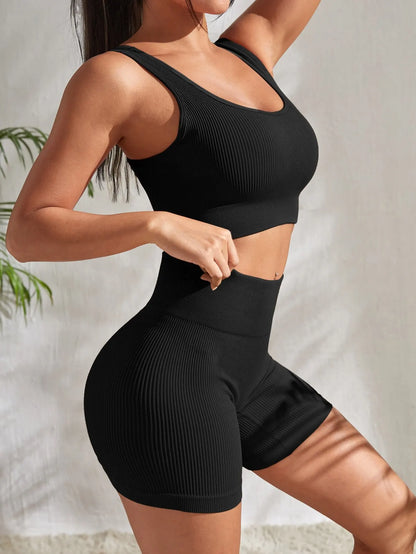 Ribbed Fitness Shorts Set for Women – Seamless Gym Outfit