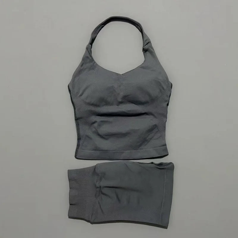 Seamless Activewear Set – Strappy Halter Sports Bra & Shorts