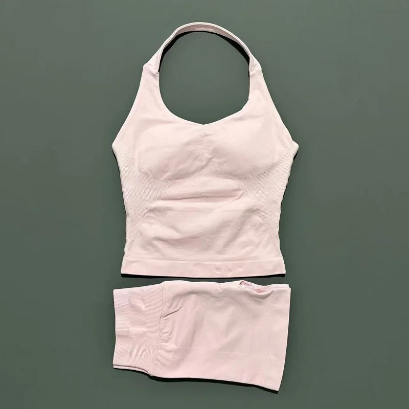 Seamless Activewear Set – Strappy Halter Sports Bra & Shorts