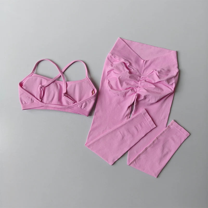 Seamless Push-Up Fitness Set – Sports Bra & Peach Lift Leggings