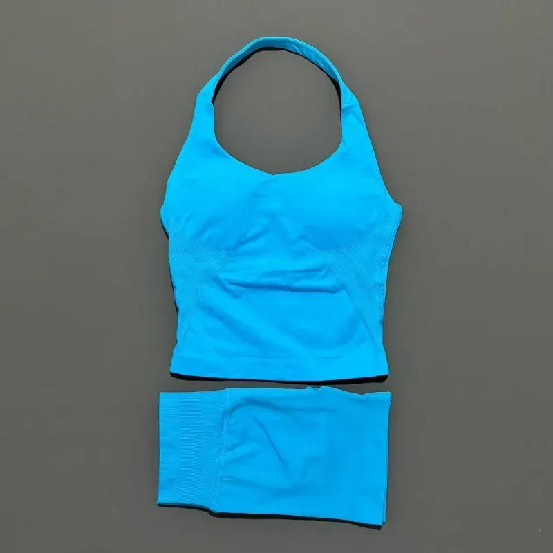 Seamless Activewear Set – Strappy Halter Sports Bra & Shorts