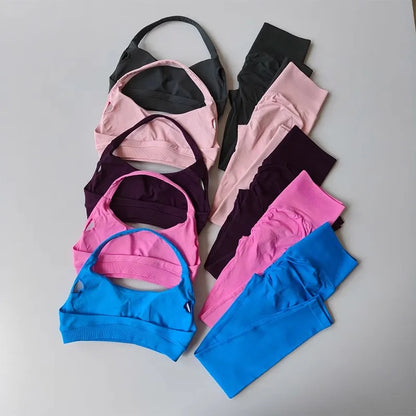 Seamless Halter Top High-Waisted Yoga & Fitness Set