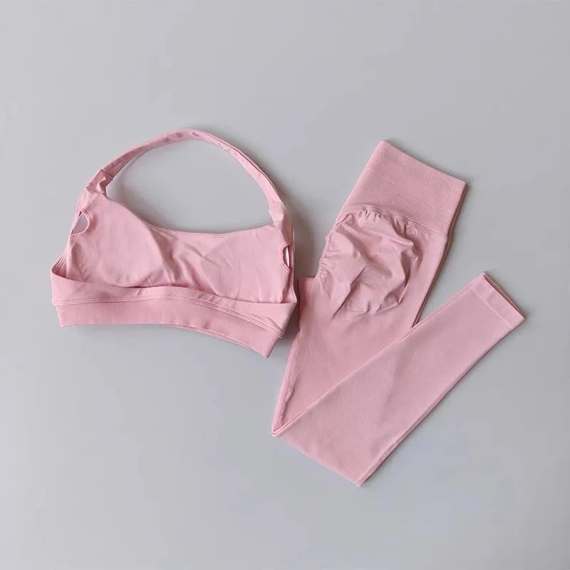Seamless Halter Top High-Waisted Yoga & Fitness Set