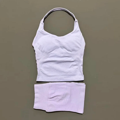 Seamless Activewear Set – Strappy Halter Sports Bra & Shorts
