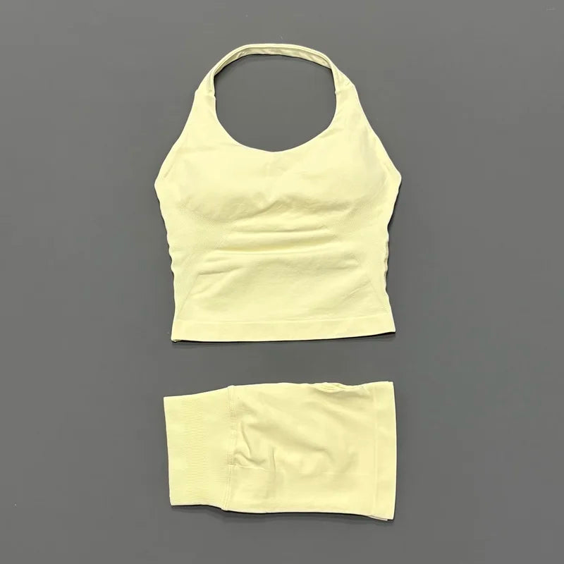 Seamless Activewear Set – Strappy Halter Sports Bra & Shorts